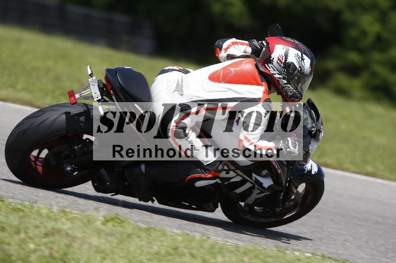 /Archiv-2024/29 12.06.2024 MOTO.CH Track Day ADR/Gruppe blau/64